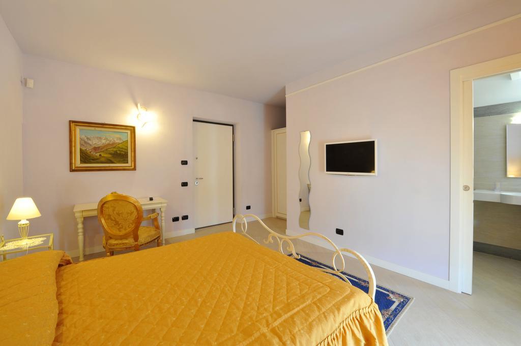 Agriturismo Cascina Varie Castagnito Dış mekan fotoğraf