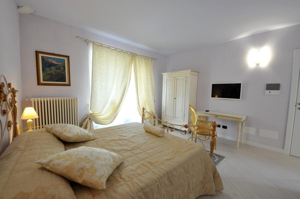 Agriturismo Cascina Varie Castagnito Dış mekan fotoğraf