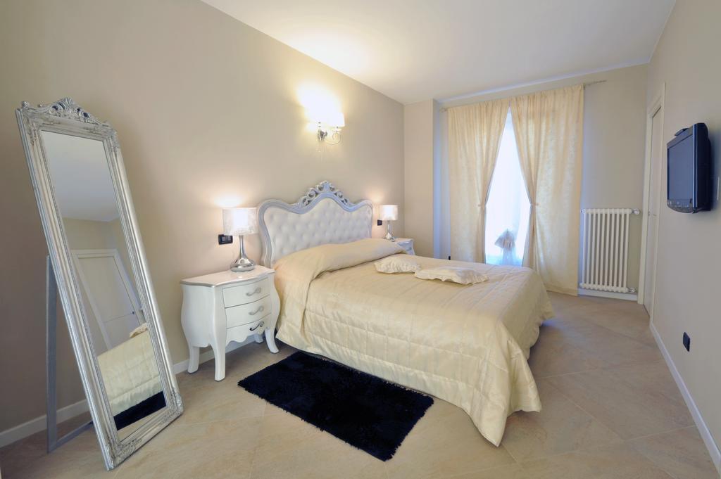 Agriturismo Cascina Varie Castagnito Dış mekan fotoğraf