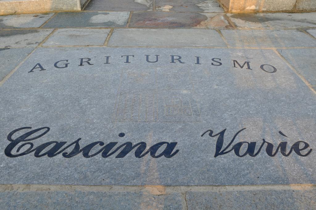 Agriturismo Cascina Varie Castagnito Dış mekan fotoğraf