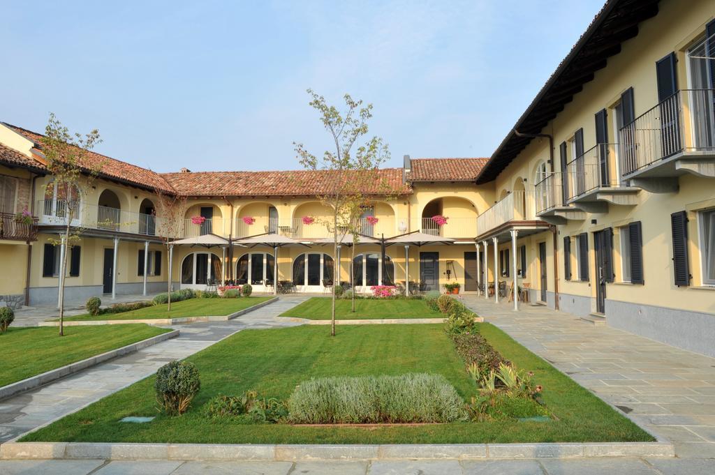 Agriturismo Cascina Varie Castagnito Dış mekan fotoğraf